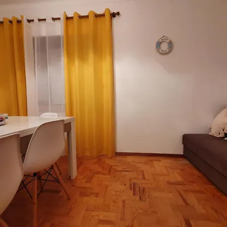 Dom wakacyjny A Casa Dos Avos *