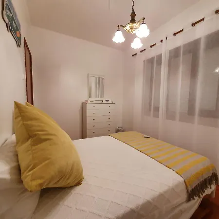 A Casa Dos Avos Feriehus Nazaré