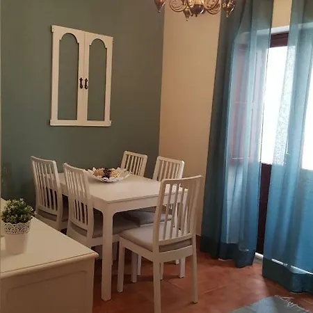 A Casa Dos Avos * Nazare