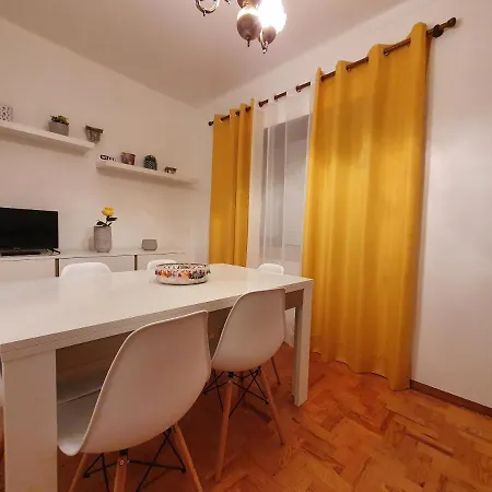 Hébergement de vacances A Casa Dos Avos *